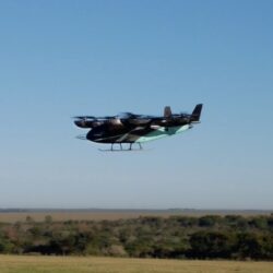 Protótipo de eVTOL da Eve realiza 1º voo de transição; veja o vídeo