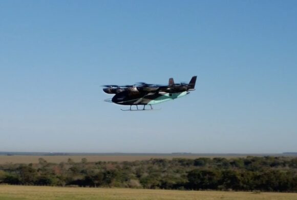 Protótipo de eVTOL da Eve realiza 1º voo de transição; veja o vídeo