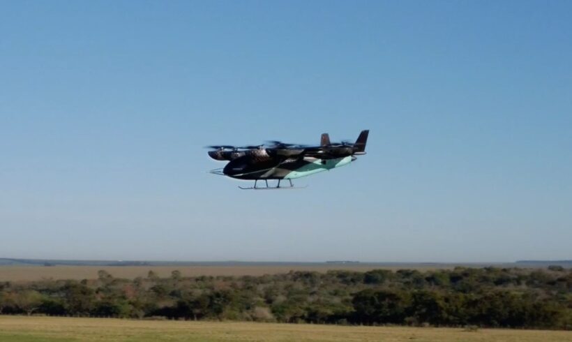 Voo de transição do eVTOL da Eve Air Mobility